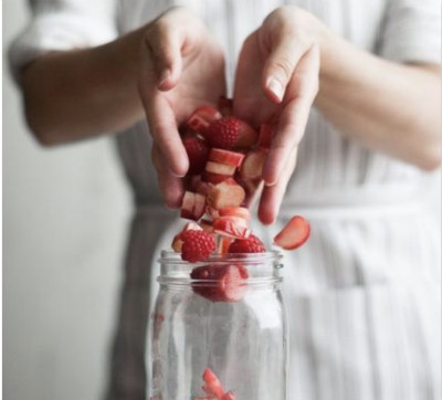 年紀(jì)不是重點(diǎn)，「看起來年輕」才是關(guān)鍵！8種cp值爆高的「養(yǎng)顏」食物大推薦