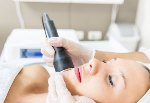 進(jìn)口美容儀器和國內(nèi)的美容儀器有何區(qū)別